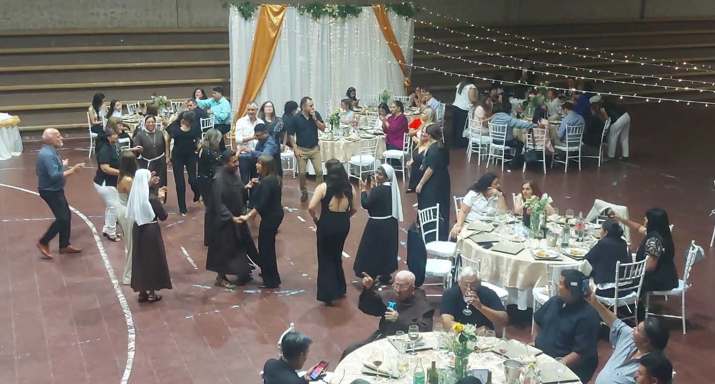 Celebración de Bodas de Oro 6